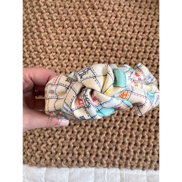 NEW Piggi International Knot Tie Paris Silk Logo Headband Multi Color Pastel
